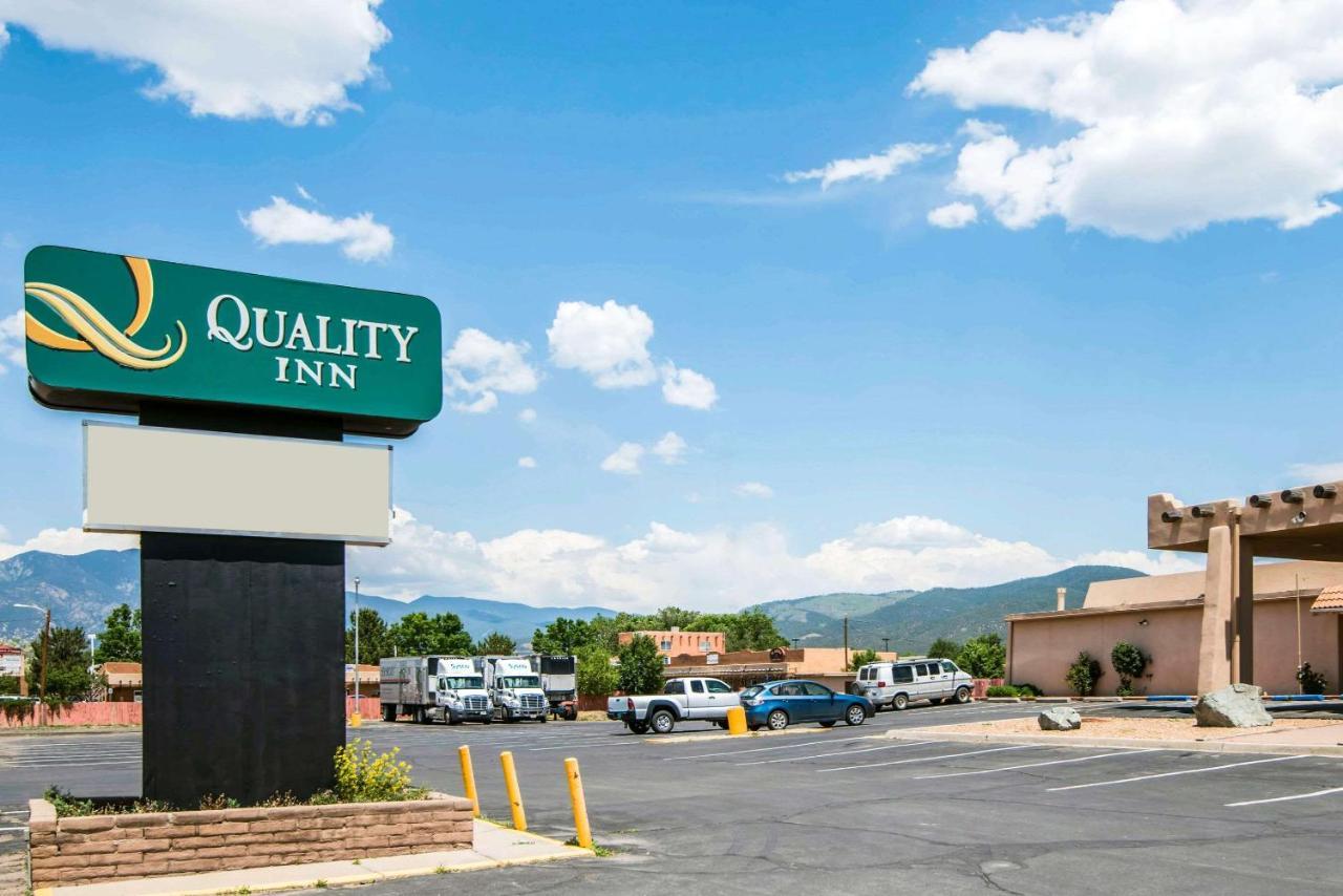 Quality Inn Taos Buitenkant foto