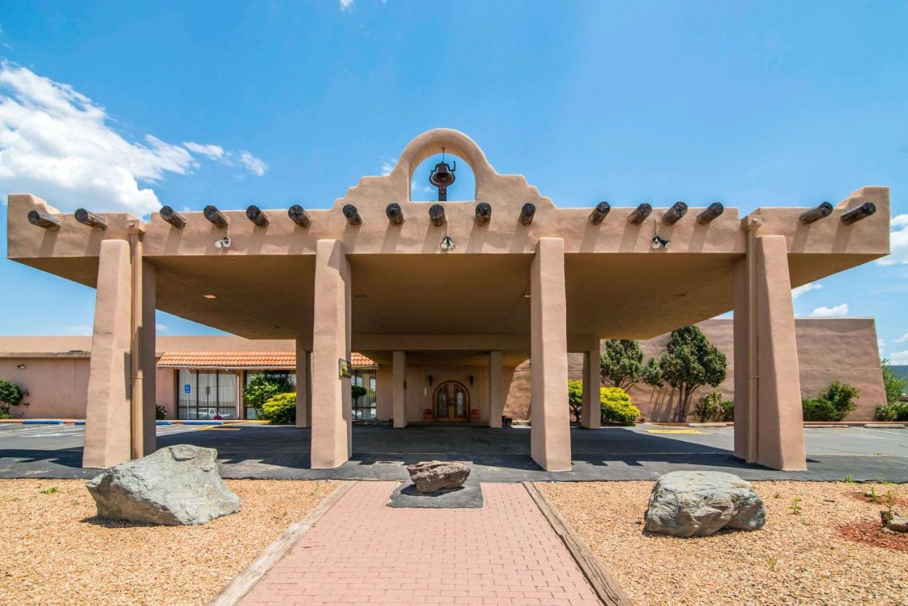 Quality Inn Taos Buitenkant foto