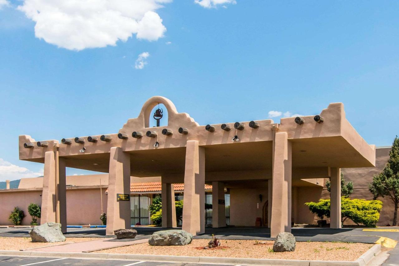Quality Inn Taos Buitenkant foto